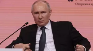 Русия национализира най-голямата автокъща в страната 