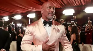 Дуейн Джонсън и Опра Уинфри с общ благотворителен фонд за Мауи