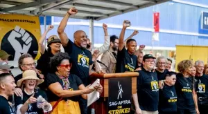 Много звезди се включиха в стачката на актьорите (ВИДЕО)