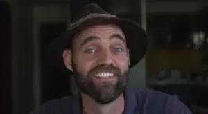 Впечатляващо: Мъж обиколи света, без да лети със самолет (ВИДЕО)