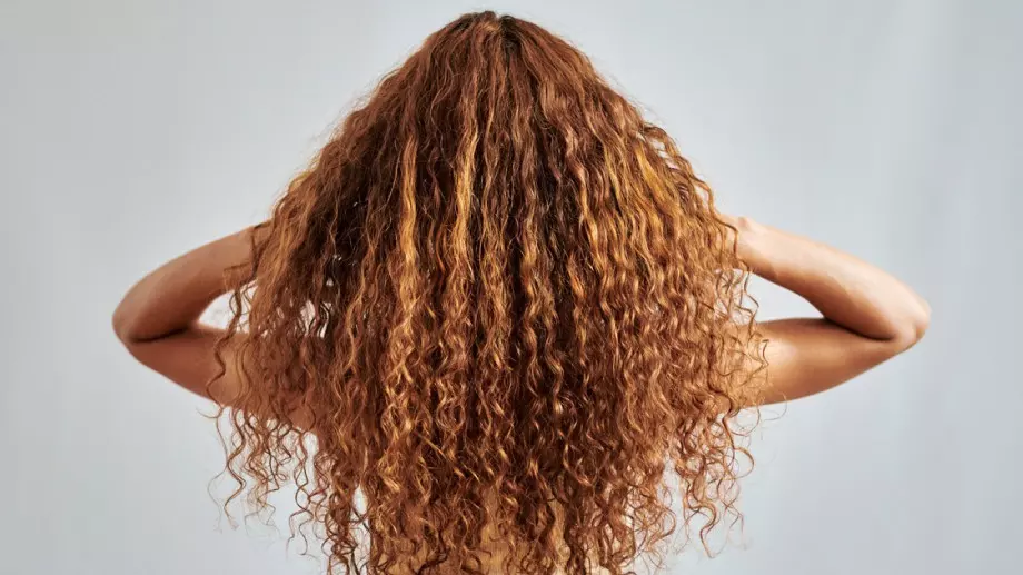 Тази маска с бира ще накара косата ви да расте като луда