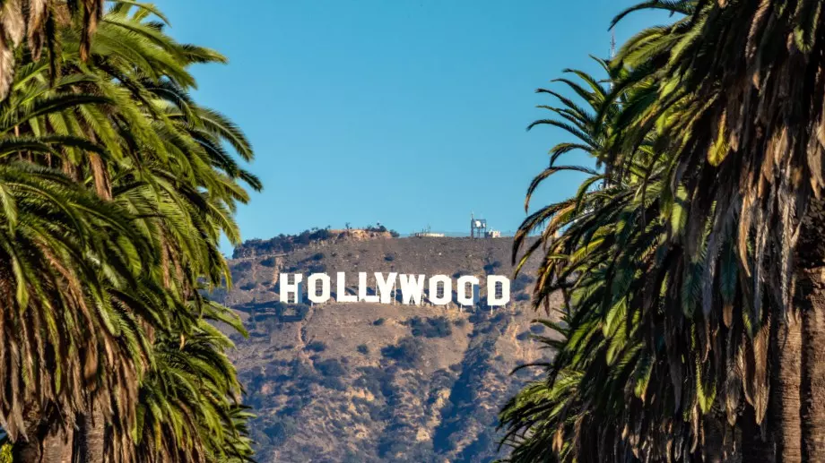 Юбилей: Надписът на Холивуд стана на 100 години