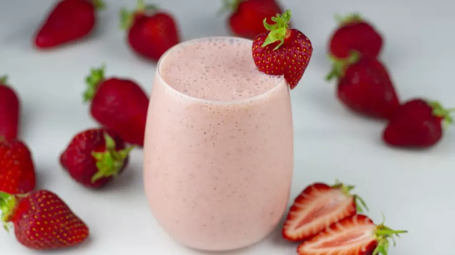 Жестоко ягодово фрапе