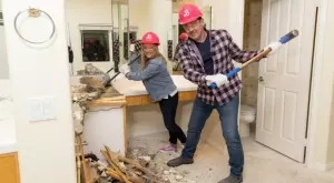 Пълно преобразяване: Спалня и баня в стил Барби (СНИМКИ)