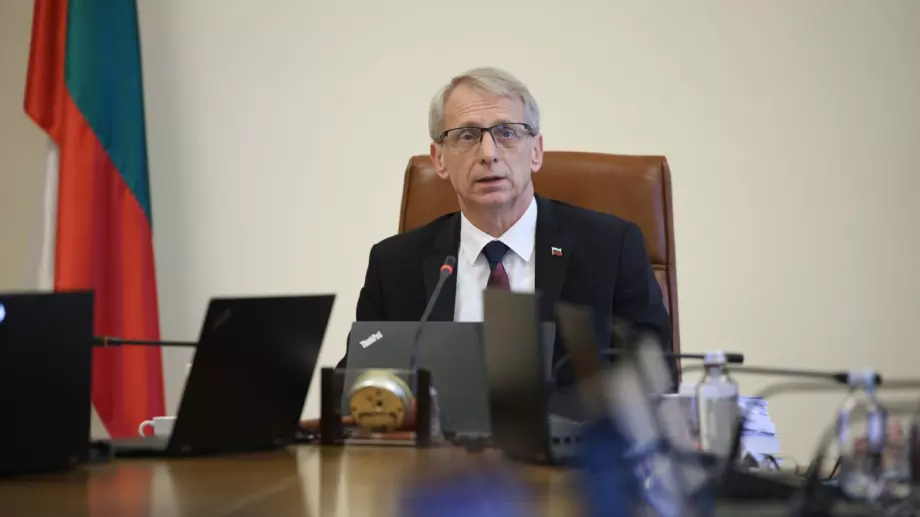 Премиерът Денков: Ще бъдат инвестирани 2 млрд. лв. в Стара Загора, Перник и Кюстендил