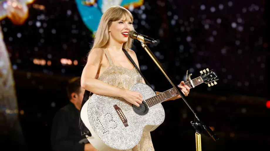 Щедра: Тейлър Суифт раздаде бонуси за 55 млн. долара на екипа си