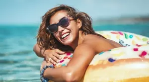 Стихотворение за 6 август 2023