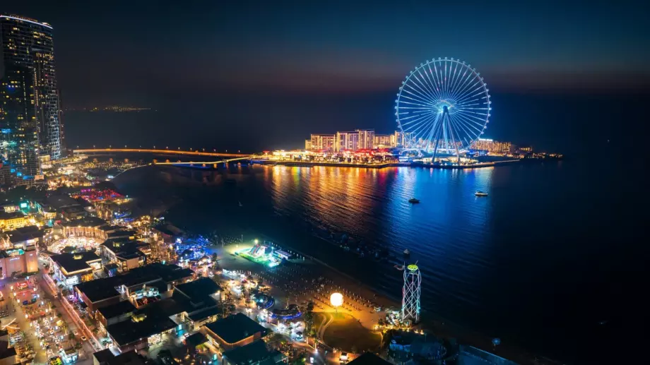 Туристите в Дубай надхвърлиха предпандемичните нива. Задава ли се спад след затварянето на "Окото на Дубай"?