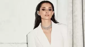 Валерия от „Ергенът“ захвърли дрехите (ВИДЕО)