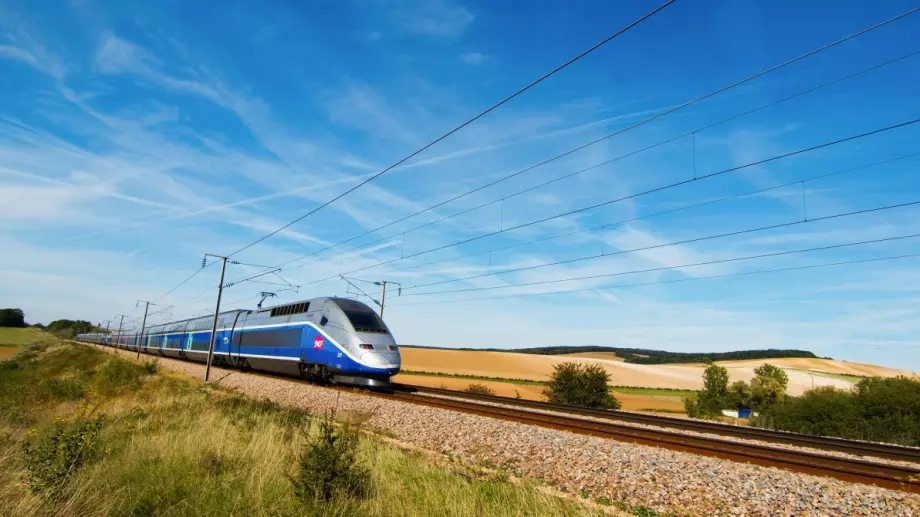 Франция пуска цени на билетите за влакове от 1 евро