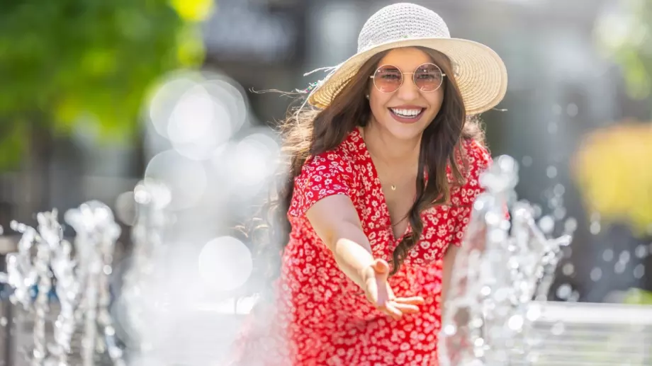 Изберете си число от 1 до 16. Вижте какво КЪСМЕТЧЕ се крие зад него!