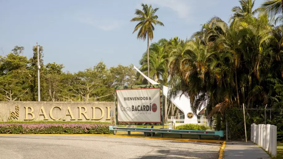 Украйна сложи етикет на Bacardi за "международен спонсор на войната" 