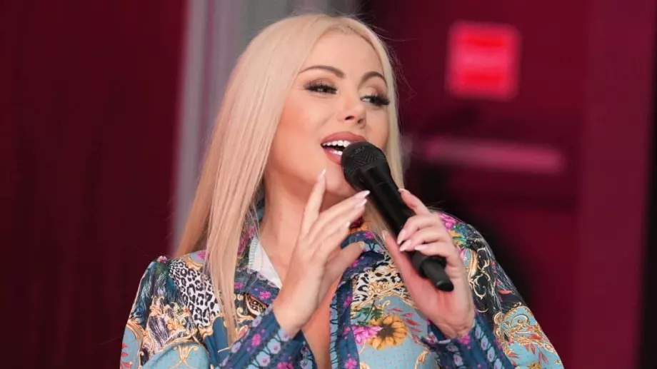 Камелия взриви мрежата, ще я познаете ли преди 33 години? (ВИДЕО)