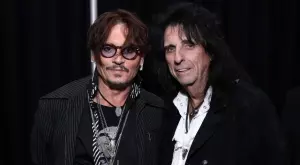 Живот като на кино: Алис Купър предложил на Джони Деп да снима семейна драма с Амбър Хърд