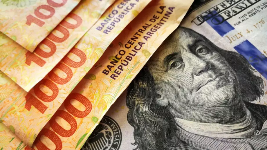 Как Аржентина се научи да обича щатския долар