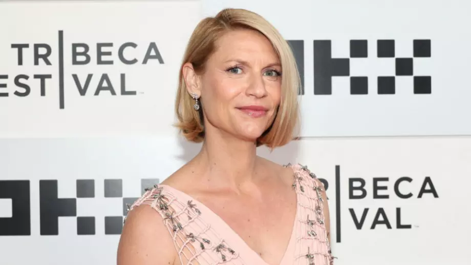 Клеър Дейнс стана майка за трети път