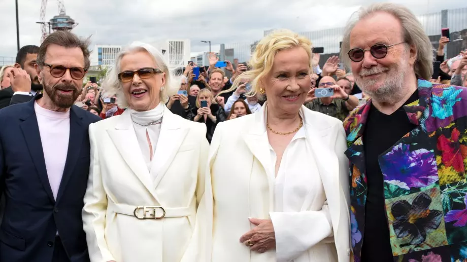 Вокалистката на ABBA издава нова песен