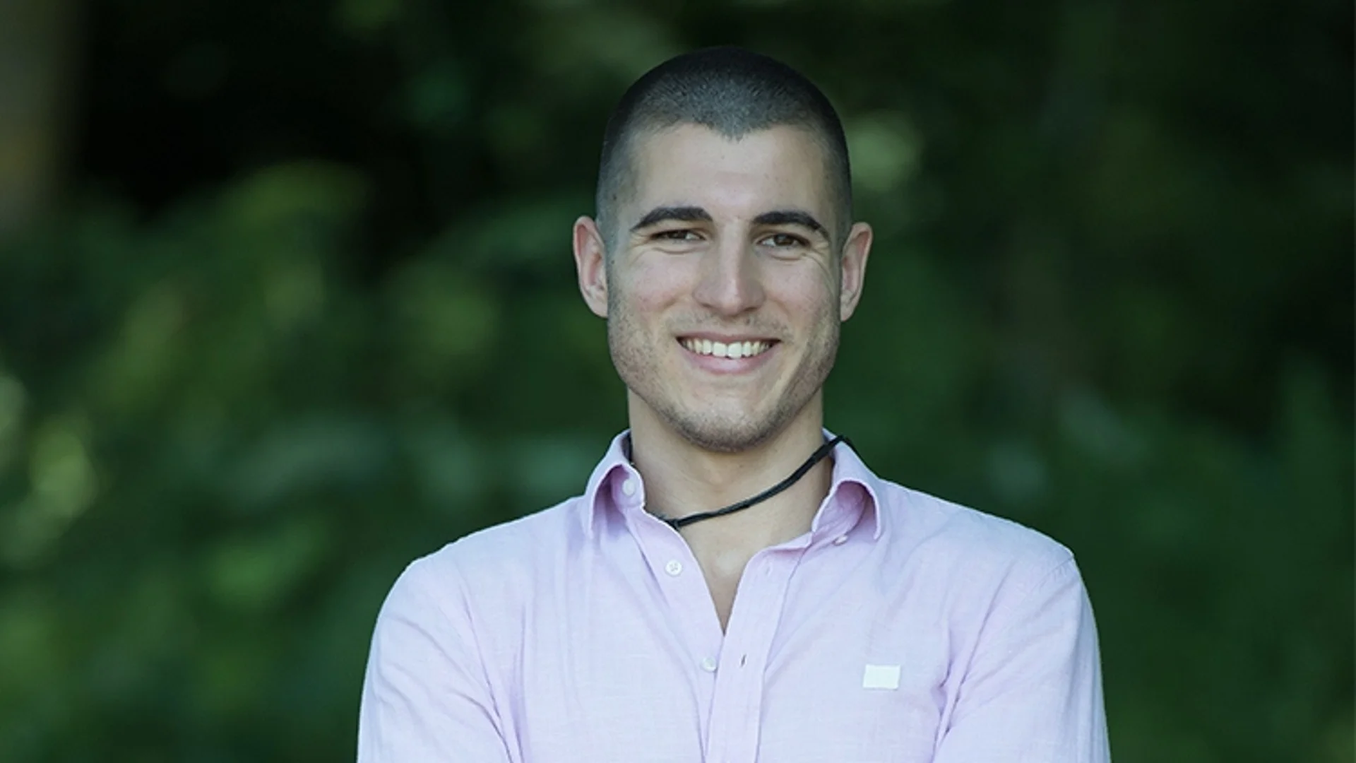 Момчил скача на бой на Мартин Елвиса в 