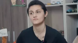 Дебора с чисто нова прическа, сияе от щастие (СНИМКИ)