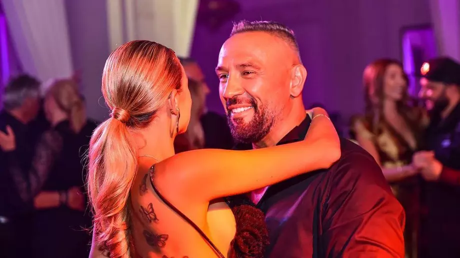 Бившият съпруг на Мария Игнатова вдигна шумно парти за 50-годишнината си (СНИМКИ) 