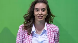 Катрин Тасева показа топ форма по бански след раждането (СНИМКИ)