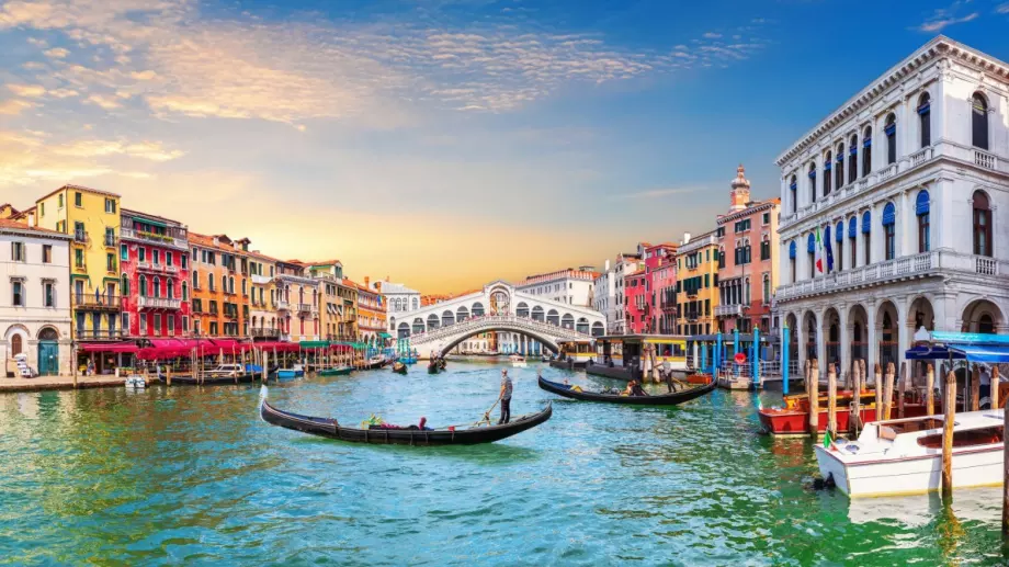 Влизат в продажба билетите за входната такса до Венеция. Какво трябва да знаете?