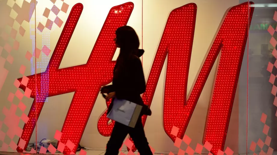 H&M ще продава дрехи и аксесоари втора употреба в основния си магазин в Лондон