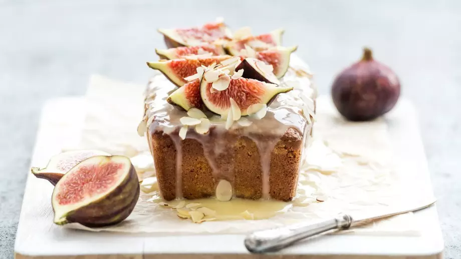 Този кекс със смокини и шоколад е хит в мрежата