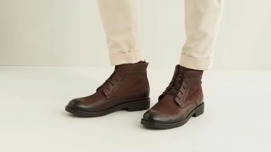 Есенни ботуши за стилни мъже – 4 топ модела