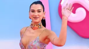 Дуа Липа се завръща с песен, поставяща ново начало за нея (ВИДЕО)