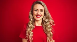 Кой празнува имен ден днес, 28 октомври 2023 година?