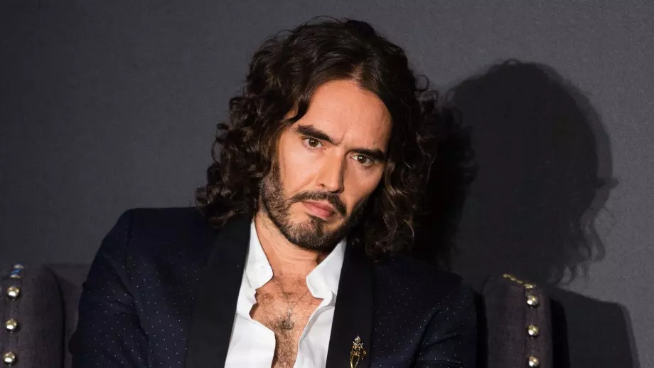 Обвиниха Ръсел Бранд в сексуално насилие (ВИДЕО)