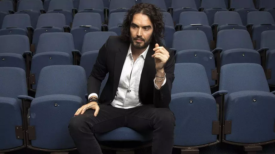 След обвиненията за сексуално насилие: Youtube "отряза" Ръсел Бранд