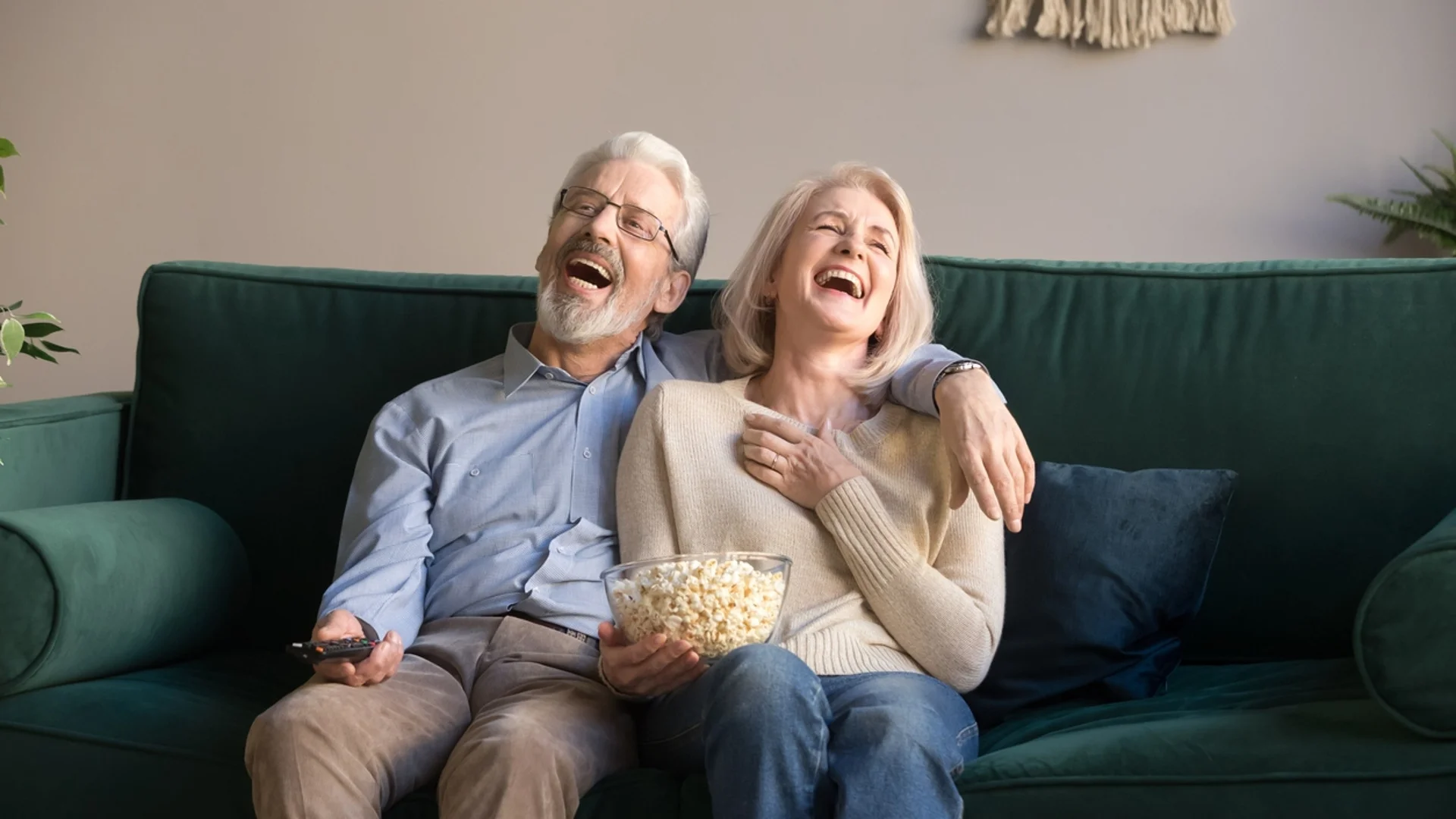 Виц за добър вечер: Младо момиче от консервативно семейство