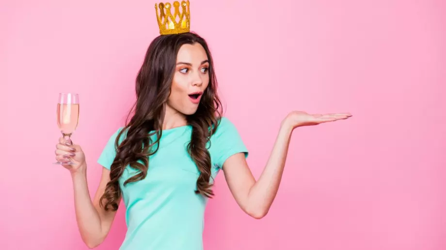 ТАРО КЪСМЕТЧЕ за всяка зодия - 11 октомври 2023