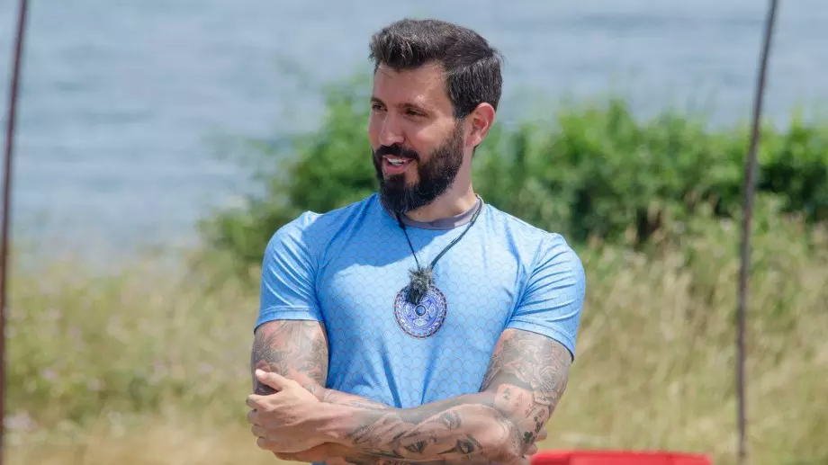 Ето го новото гадже на Мартин Елвиса (ВИДЕО)