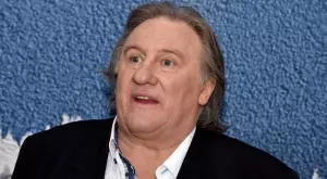 Френска актриса: Виждала съм Жерар Депардийо да опипва и удря жени