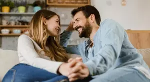 Правете тези 5 неща преди лягане, за да имате силна връзка