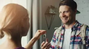 Повече от 540 дни домакин в Airbnb не може да изгони наемател заради неправилна регистрирация на имота си