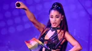 Ариана Гранде се разведе с Далтън Гомес (СНИМКА)