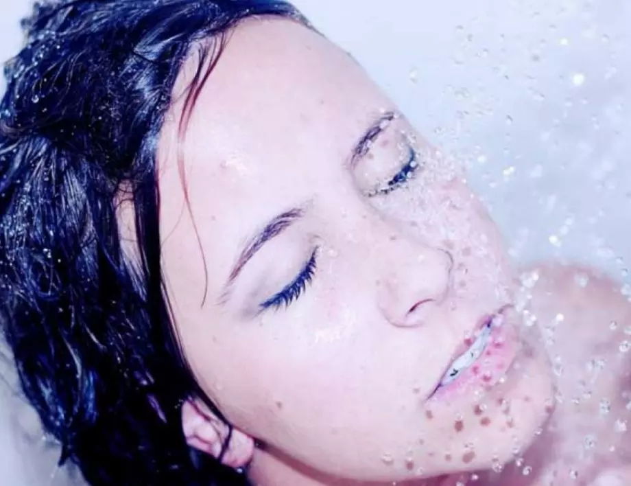 Кое къпане е по-полезно - вечерното или сутрешното