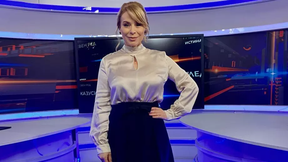 Силна: Мира Добрева изкачи първия си връх за 2024 (СНИМКИ)