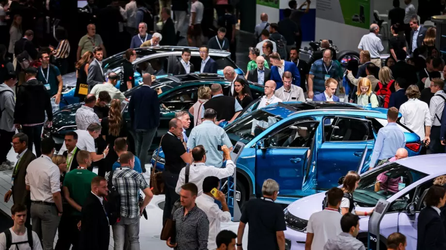 Китайските електромобили: Проблем за ЕС, брак по сметка за европейците