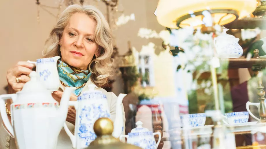 6 вещи за дома, които си струва да купите от антикварен магазин