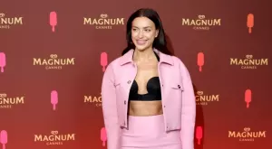 Кой е българинът, който гримира Ирина Шейк за Оскарите? (СНИМКИ)