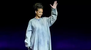 Риана с ударно завръщане, голямо турне и нови албуми