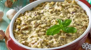 Бърз и вкусен обяд: Картофи с гъби и семетана