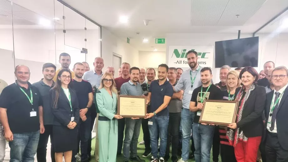 Министър Стойчева връчи сертификат за инвестиция за близо 5 млн. лв.