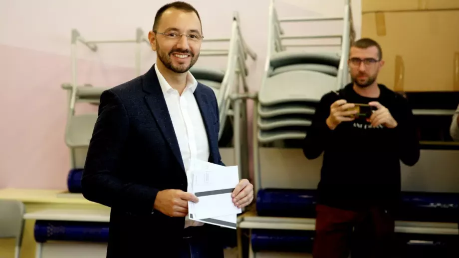 Хекимян се кандидатира за шеф на Българския футболен съюз