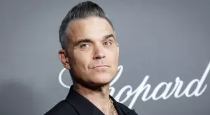 70-годишна фенка на Роби Уилямс почина на концерта му